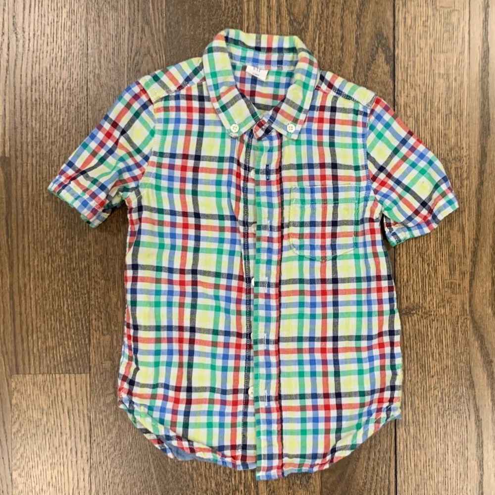 Gap short sleeve button down shirt 4T